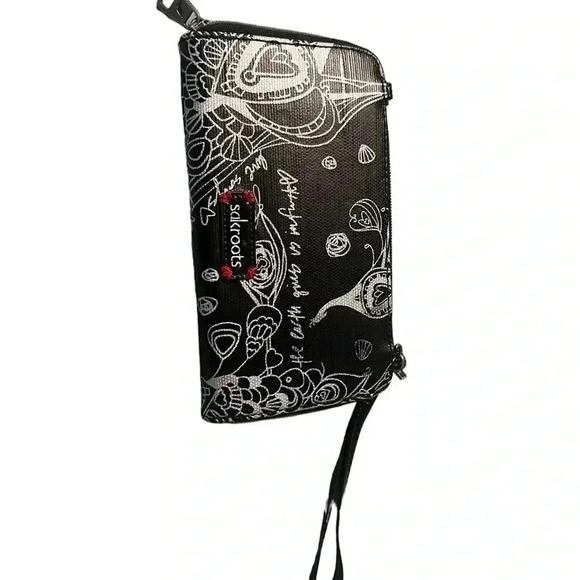 Sakroots wristlet nwot - Picture 4 of 4
